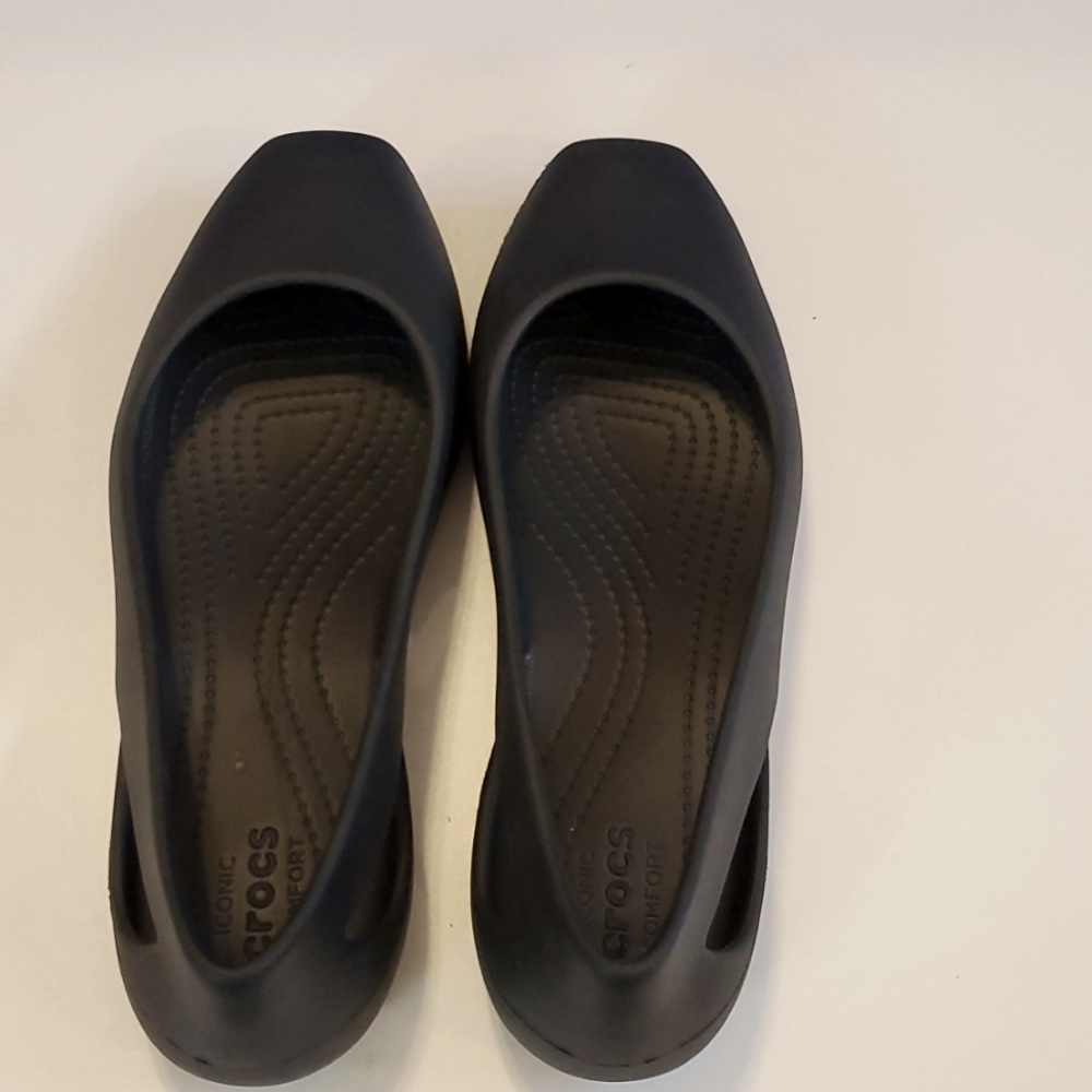 CROCS Sloane Square Toe Ballet Black Flat Women's Size 8